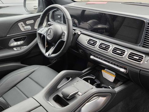Certified 2025 Mercedes-Benz GLE 350 4MATIC image 4