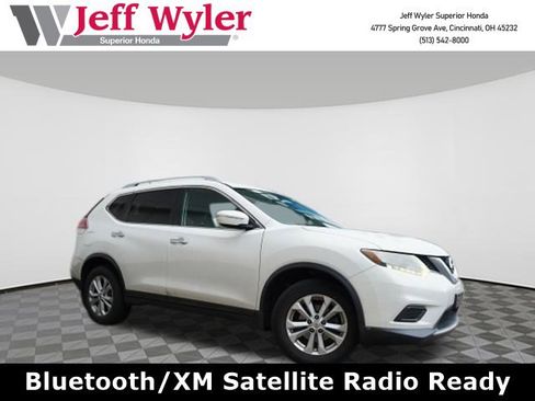 Used 2014 Nissan Rogue SV image 1