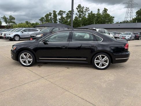 Used 2014 Volkswagen Passat 1.8T SEL Premium FWD image 5