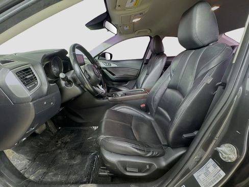 Used 2018 MAZDA MAZDA3 Touring FWD image 23