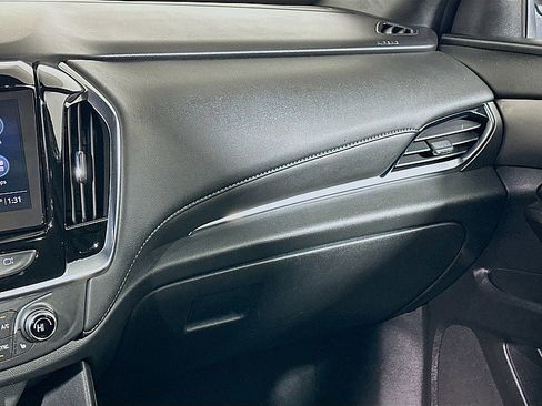 Used 2023 Chevrolet Traverse LT image 22