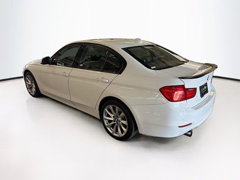 Used 2015 BMW 320i xDrive Sedan AWD/4WD image 5