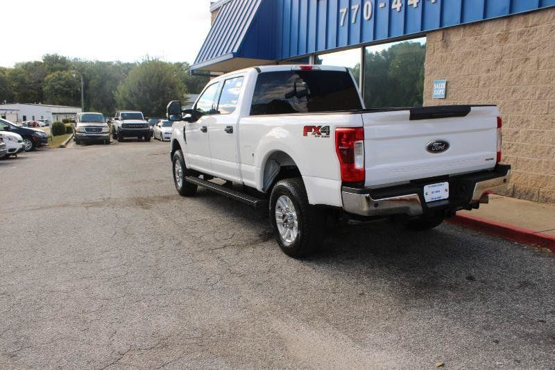 Used 2018 Ford F250 XLT w/ XLT Value Package AWD/4WD image 4