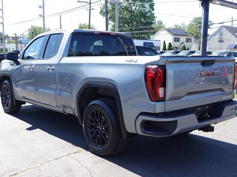 Used 2023 GMC Sierra 1500 Elevation AWD/4WD image 2