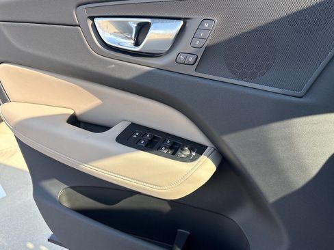 New 2026 Volvo XC60 B5 Plus w/ Protection Package Premier image 15