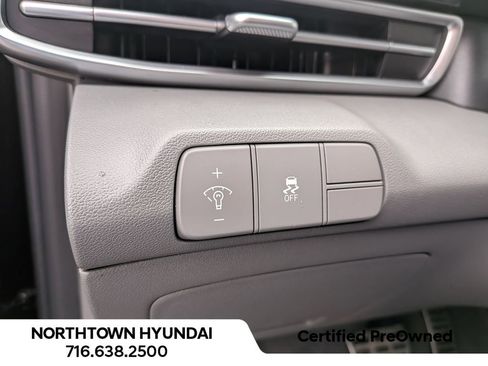 Used 2025 Hyundai Elantra Sport FWD image 26