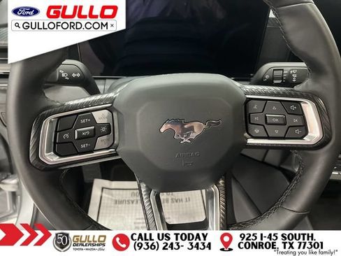 Used 2025 Ford Mustang Coupe RWD image 19