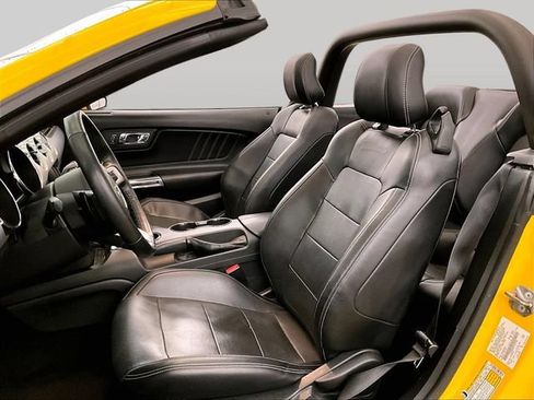 Used 2015 Ford Mustang Premium RWD image 25