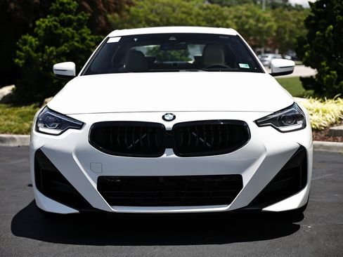 Used 2025 BMW 230i Coupe image 15