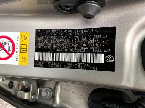 Used 2017 Lexus ES 350 w/ Luxury Package FWD image 32