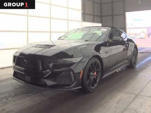 Used 2025 Ford Mustang GT Premium RWD image 1