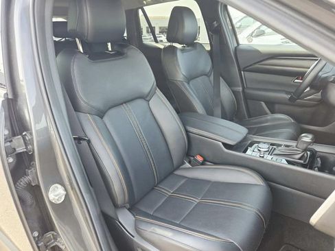 Used 2025 MAZDA CX-50 AWD 2.5 Hybrid w/ Premium Pkg image 13