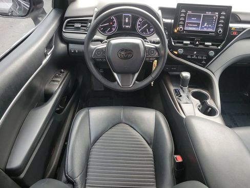 Used 2021 Toyota Camry SE image 13