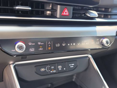 New 2027 Kia Carnival SX Prestige FWD image 27