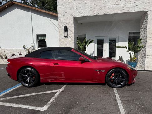 Used 2012 Maserati GranTurismo Sport RWD image 22