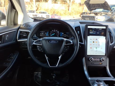Certified 2022 Ford Edge SEL w/ Convenience Package image 15