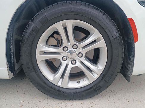 Used 2023 Dodge Charger SXT RWD image 21