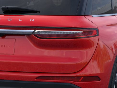 New 2023 Lincoln Corsair Reserve w/ Equipment Group 202A image 21