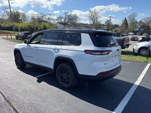 New 2025 Jeep Grand Cherokee L Limited w/ Trailer Tow Package AWD/4WD image 5