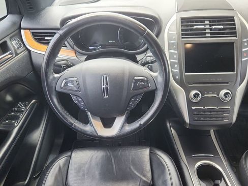 Used 2017 Lincoln MKC Reserve w/ Lincoln MKC Climate Package image 11