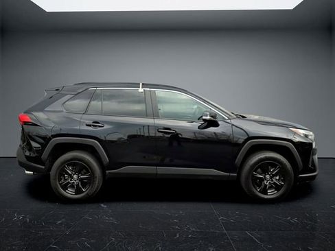 Used 2024 Toyota RAV4 XLE FWD image 2