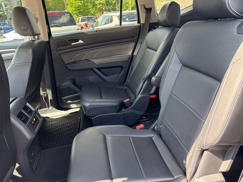Used 2021 Volkswagen Atlas SEL R-Line AWD/4WD image 25