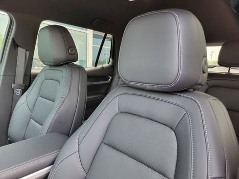 New 2026 GMC Terrain Elevation w/ Elevation Premium Package AWD/4WD image 16