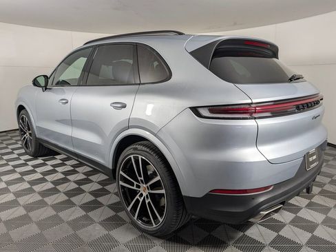 New 2026 Porsche Cayenne image 3