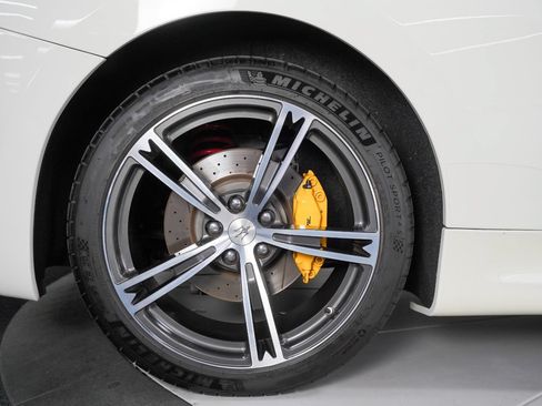 Used 2014 Maserati GranTurismo Coupe RWD image 25