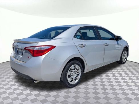 Used 2015 Toyota Corolla S FWD image 3