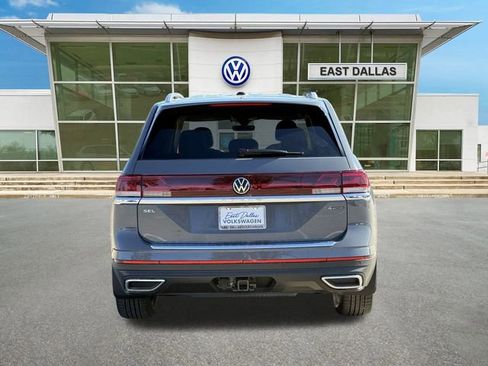New 2026 Volkswagen Atlas SEL image 4