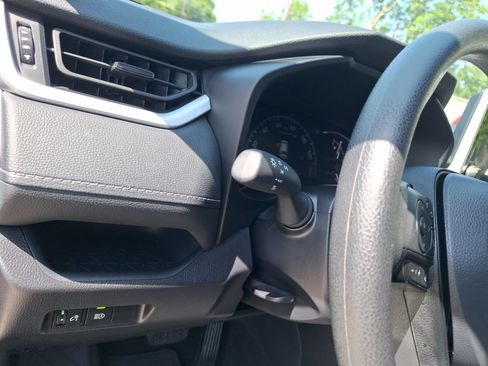 Used 2025 Toyota RAV4 XLE FWD image 18