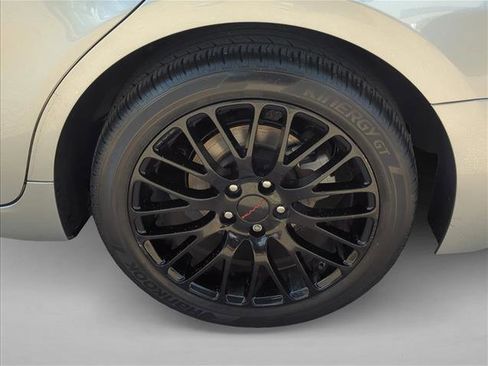 Used 2023 Toyota Camry SE FWD image 9