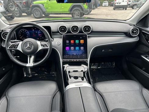Used 2025 Mercedes-Benz C 300 Sedan image 30