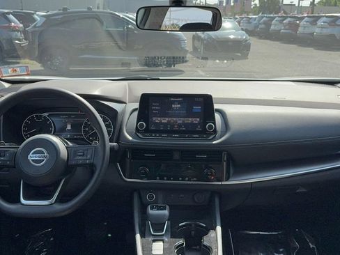 Used 2021 Nissan Rogue SV AWD/4WD image 36