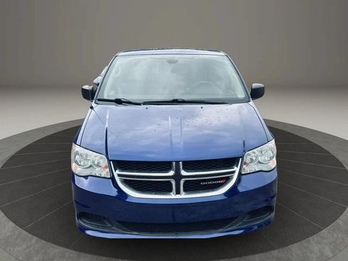 Used 2019 Dodge Grand Caravan SE w/ UConnect Hands-Free Group FWD image 8