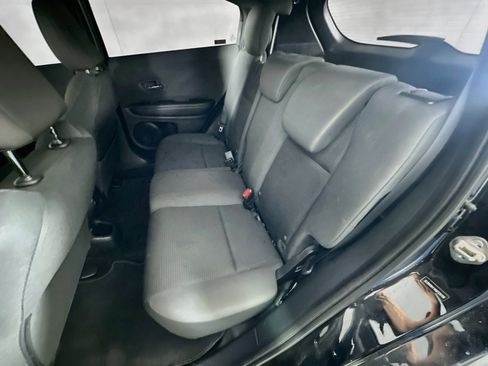 Used 2019 Honda HR-V Sport image 25