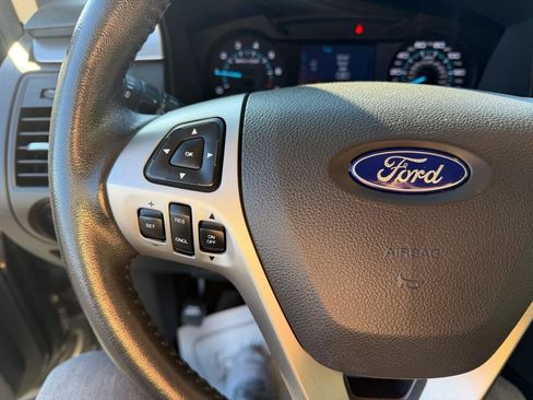 Used 2017 Ford Flex SE FWD image 32