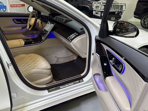 Used 2022 Mercedes-Benz S 500 4MATIC image 20