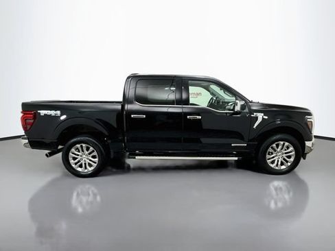 Used 2025 Ford F150 Lariat w/ Equipment Group 501A Mid AWD/4WD image 8