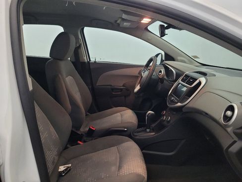 Used 2019 Chevrolet Sonic LT FWD image 21