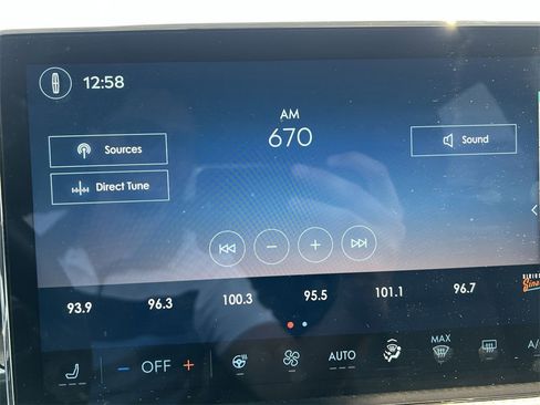 Used 2024 Lincoln Corsair Grand Touring w/ Equipment Group 301A image 18