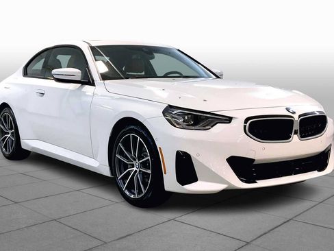 Used 2025 BMW 230i xDrive Coupe w/ Premium Package AWD/4WD image 2