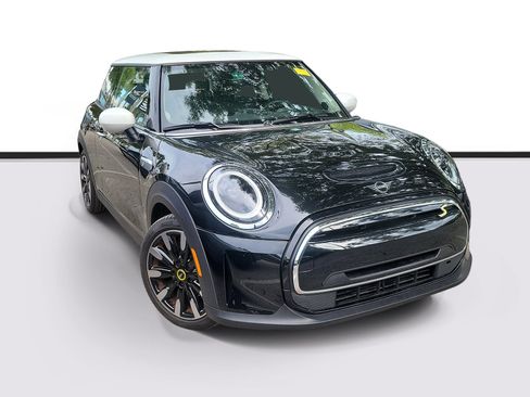 Used 2024 MINI Cooper SE FWD image 1