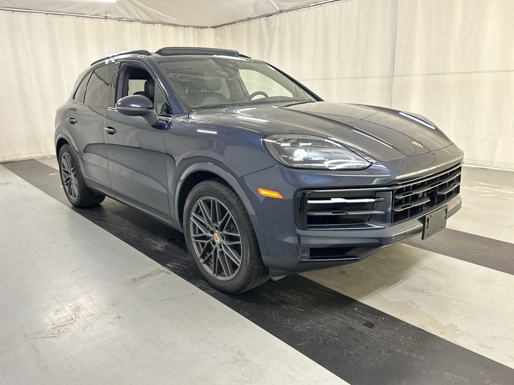 Certified 2024 Porsche Cayenne AWD/4WD image 1