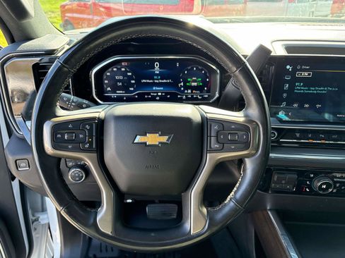 Used 2024 Chevrolet Silverado 2500 High Country w/ High Country Premium Package image 13