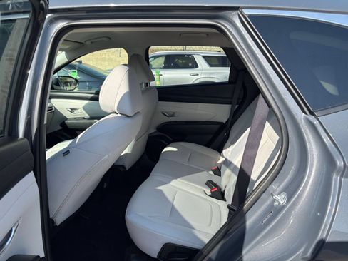Used 2025 Hyundai Tucson SEL FWD image 28