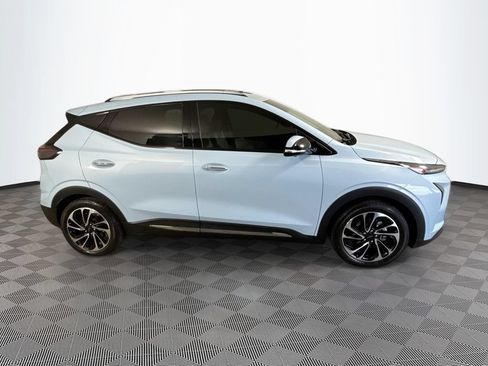 Used 2022 Chevrolet Bolt EUV Premier FWD image 9
