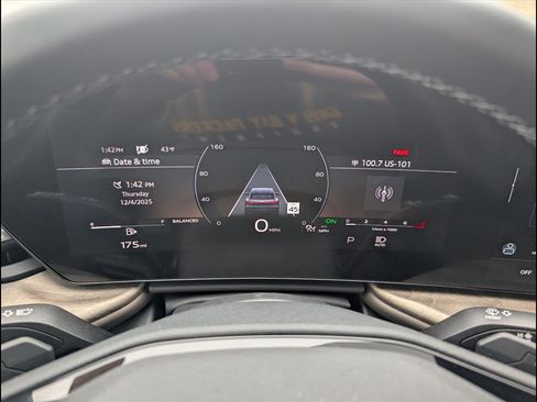 New 2025 Audi Q5 2.0T Premium Plus image 10