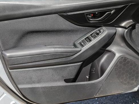 Used 2018 Subaru Impreza 2.0i AWD/4WD image 23